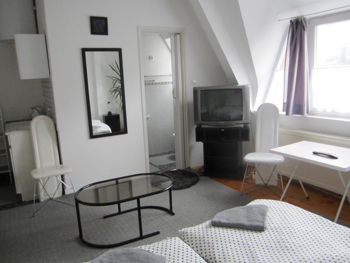 Kantor Vendeghaz Hotel Zalaegerszeg Buitenkant foto